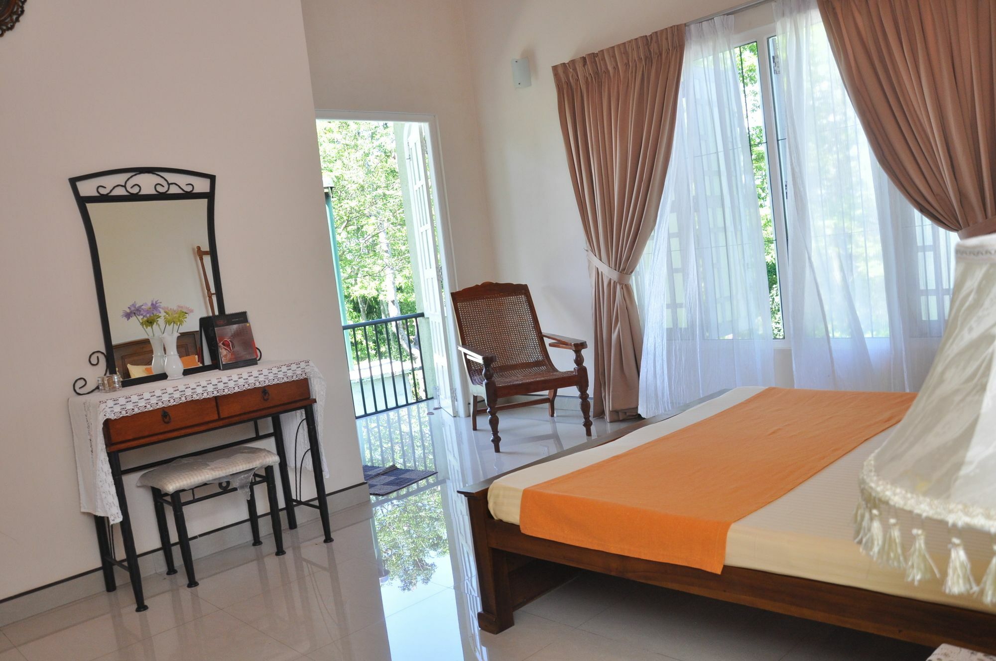 Hanthana Holiday Rooms Канді Екстер'єр фото